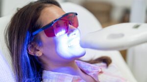 The Science Behind Teeth Whitening: Insights from Shanghai’s Top Dental Experts